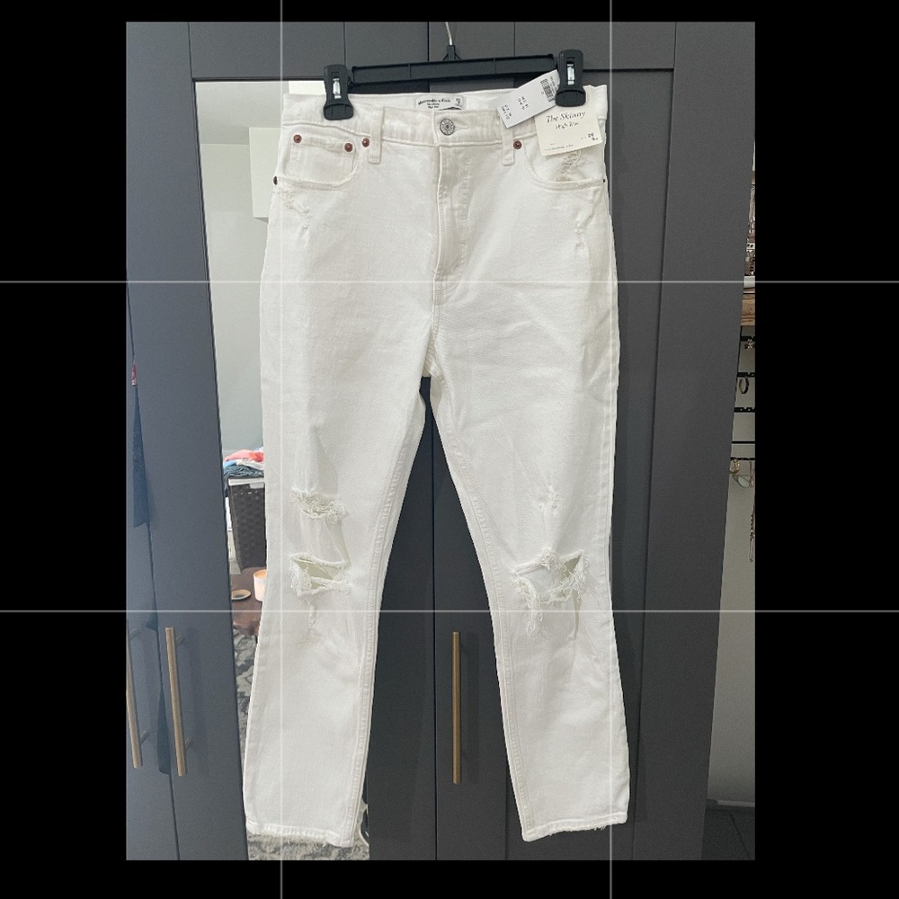 Abercrombie skinny high rise white jeans